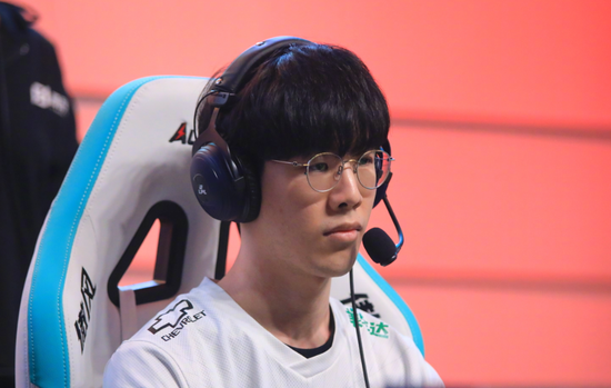 国服莱西奥出装铭文推荐与泣血爆伤流攻略